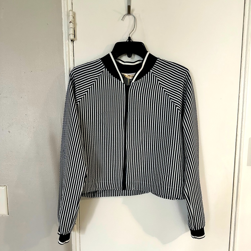 Bodyform New with tags Cropped Blue and White Striped Jacket with Zipper Close